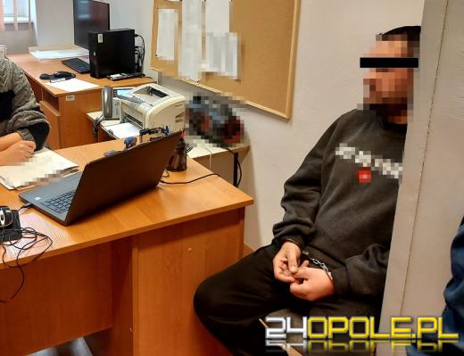 W trakcie kradzieży uderzył pracownice sklepu - został zatrzymany