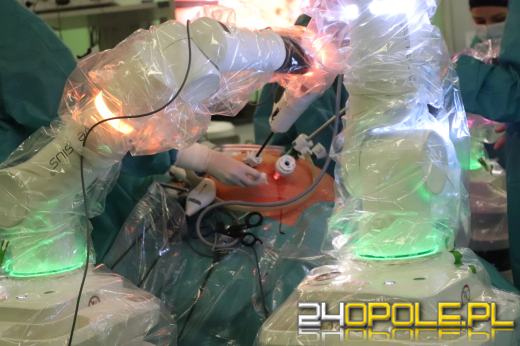 100 zabiegów z użyciem robota wykonano na opolskiej onkologii 