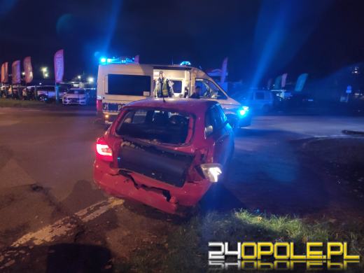 Zderzenie samochodu ciężarowego z osobówką na Braci Kowalczyków w Opolu