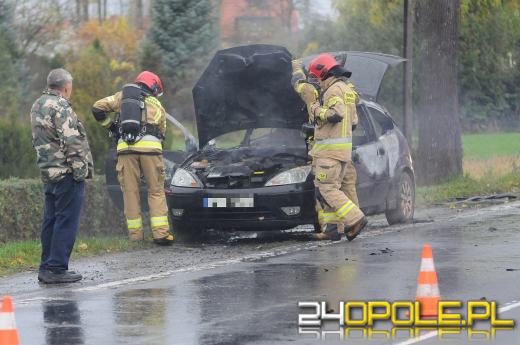 Pożar samochodu na Kowalczyków w Opolu. Wprowadzono ruch wahadłowy 