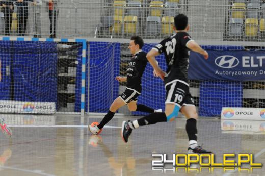 Dreman Opole Komprachcice przegrywa z Widzewem Łódź