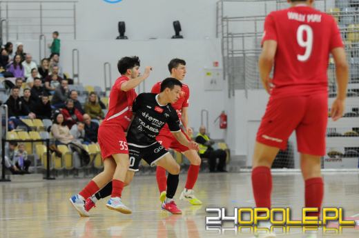 Dreman Opole Komprachcice przegrywa z Widzewem Łódź