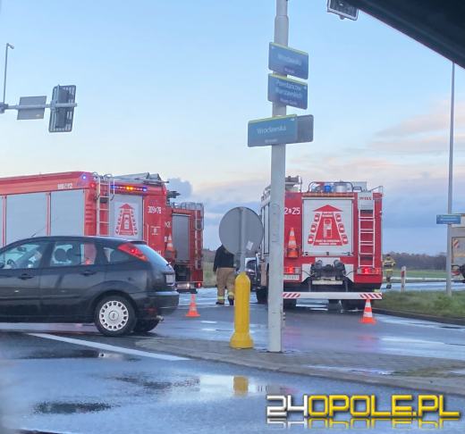 Poważny wypadek w Opolu-Wrzoskach. 3 osoby trafiły do szpitala