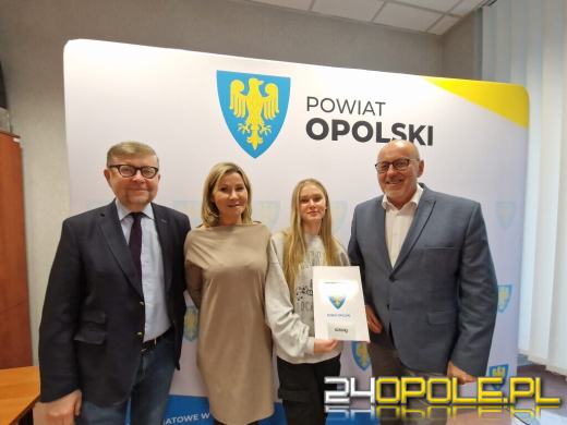 Mamy wicemistrzynię Polski w carvingu. Julia Okoń zadebiutowała i...zdobyła srebro!