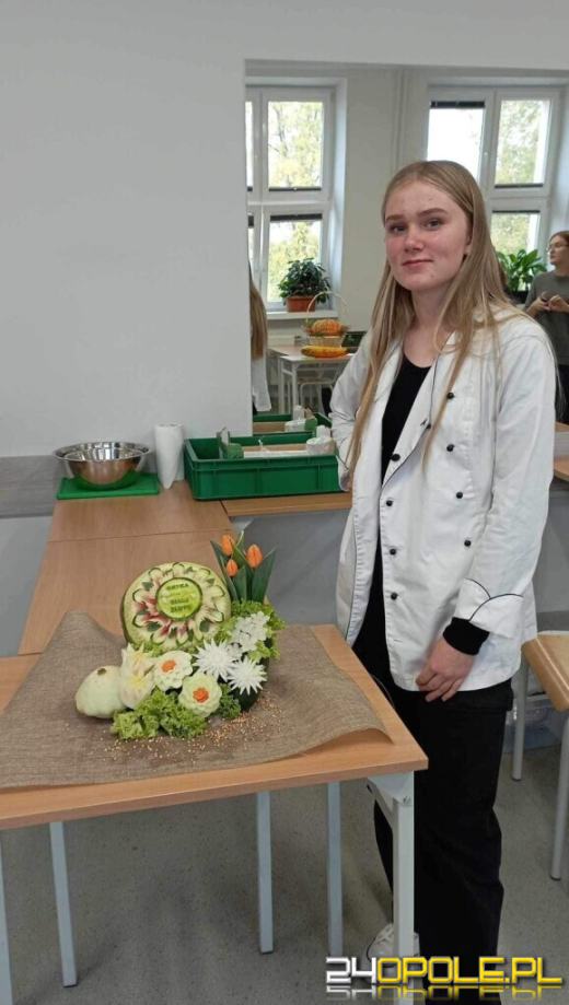 Mamy wicemistrzynię Polski w carvingu. Julia Okoń zadebiutowała i...zdobyła srebro!