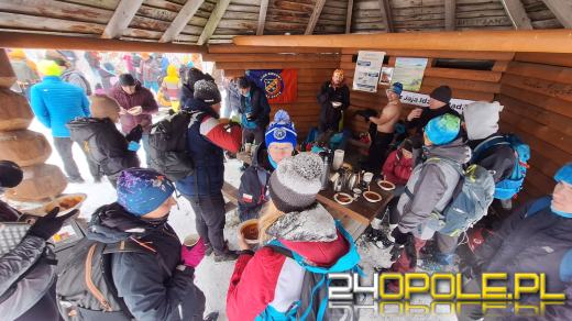 Grupa zdobyła Kopę Biskupią. "Dla jaj" - dosłownie!