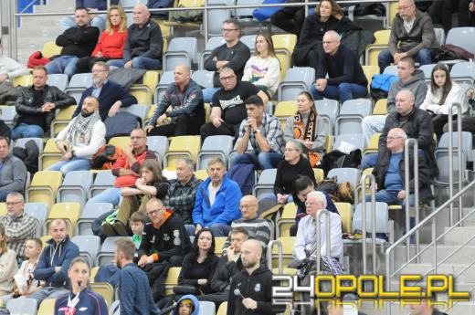 UNI Opole bez szans w starciu z liderem