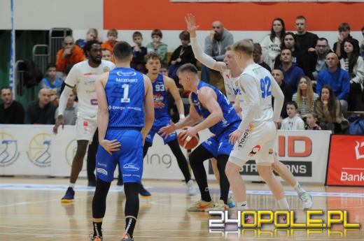 Weegree pnie się w górę w ligowej tabeli 