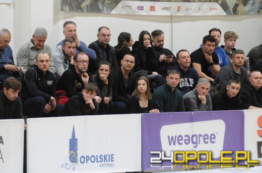 Weegree pnie się w górę w ligowej tabeli 