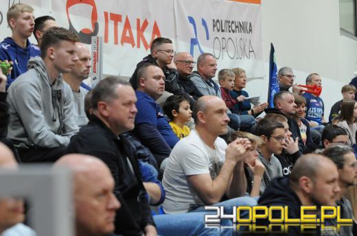 Weegree pnie się w górę w ligowej tabeli 