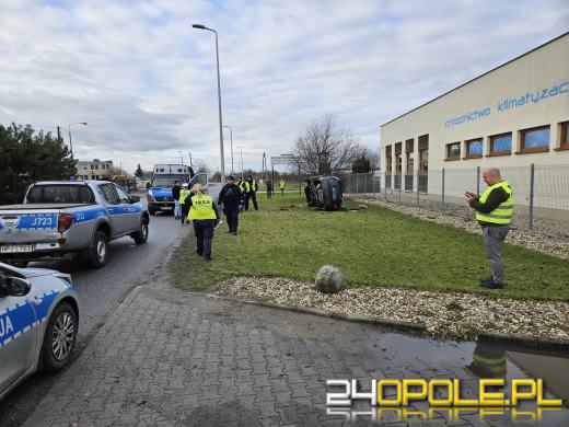 Pijany kierowca wypadł z drogi na ulicy Kępskiej