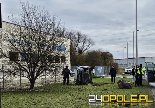Pijany kierowca wypadł z drogi na ulicy Kępskiej