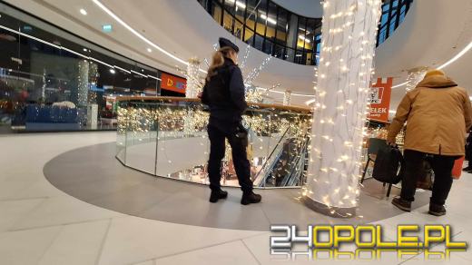 Tragedia w galerii handlowej w Opolu. Kobieta spadła z wysokości, trwa akcja ratunkowa