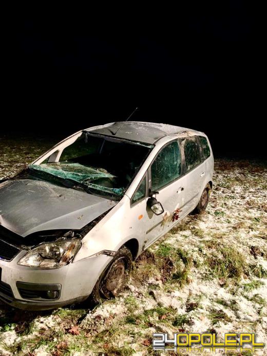 Dachowanie samochodu osobowego w powiecie nyskim