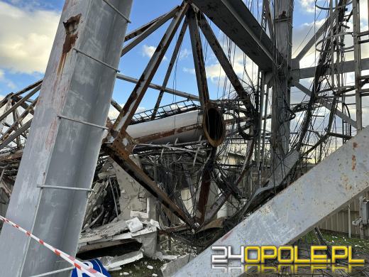 Potężny wiatr zerwał maszt antenowy przy Niemodlińskiej. Krok od nieszczęścia