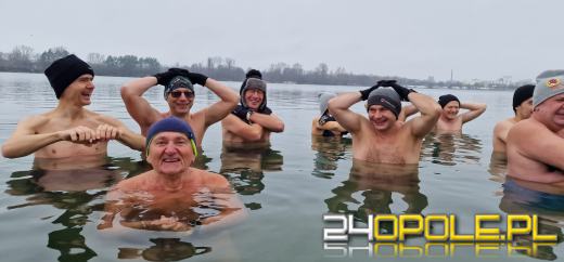 Opłatek w lodowatej wodzie? Tak spędzili wigilijne przedpołudnie