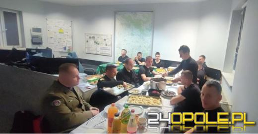 Święta spędzają na służbie