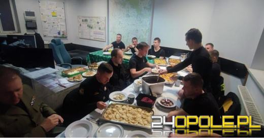 Święta spędzają na służbie