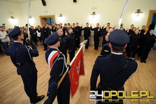 Ile zarabiają policjanci? Zarobki w policji mogą zaskoczyć