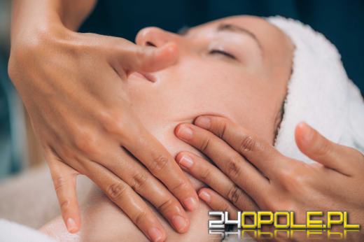 Masaż twarzy - naturalny lifting. Czy warto go wykonywać?