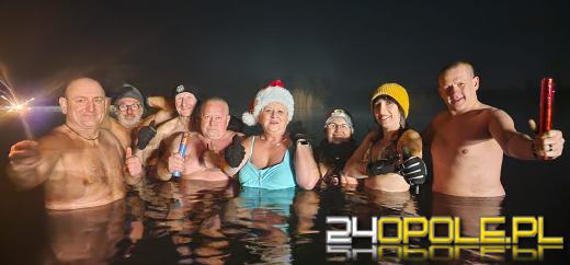 Morsy przywitały Nowy Rok w wodzie! To już tradycja