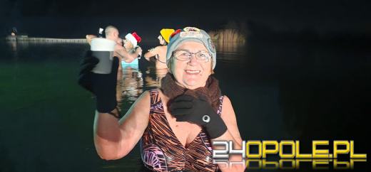 Morsy przywitały Nowy Rok w wodzie! To już tradycja