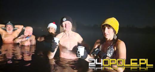 Morsy przywitały Nowy Rok w wodzie! To już tradycja