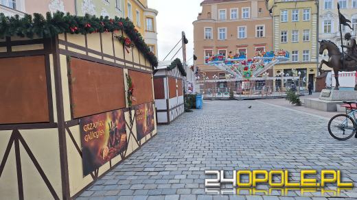 Skończył się Jarmark Bożonarodzeniowy. Trwa wielkie sprzątanie