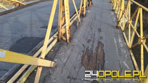"Żółty mostek" cały w dziurach. Uważajmy