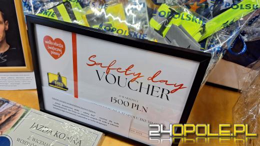 Opolskie gra z WOŚP. Zarząd Województwa przekazał fanty na licytacje