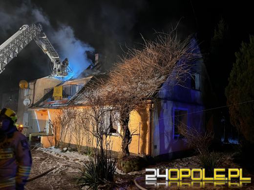 Pożar dachu w budynku jednorodzinnym w Kolnicy