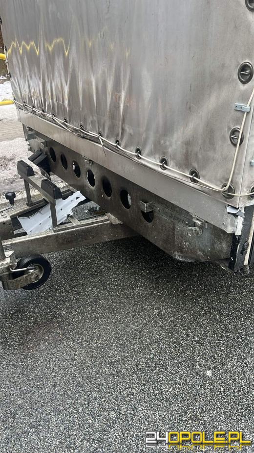 Wypadek w Myślinie. Jedna osoba trafiła do szpitala 