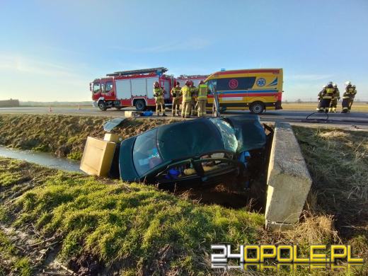 Wypadek na drodze wojewódzkiej nr 426 w Zalesiu Śląskim