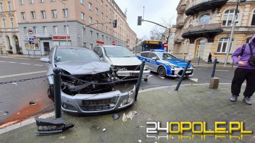 Zderzenie dwóch osobówek w Opolu