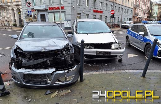 Zderzenie dwóch osobówek w Opolu