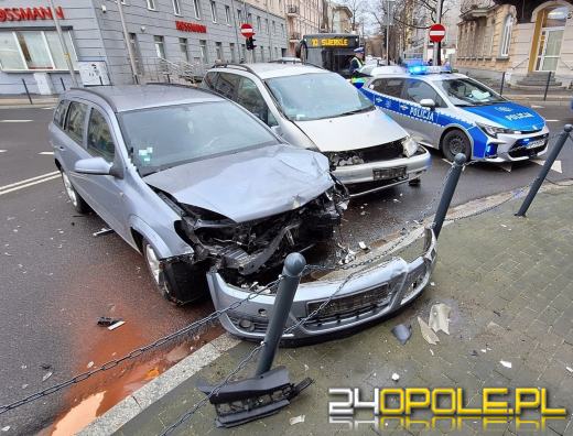 Zderzenie dwóch osobówek w Opolu