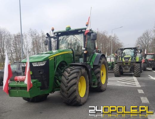 Uszkodził oponę traktora i zaczął uciekać