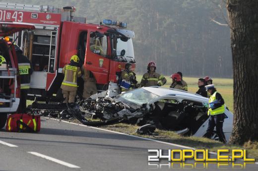 Wypadek na drodze DK45. Droga zablokowana