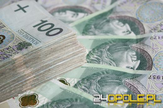 Ponad 10 mln kary za "rolowanie" pożyczek