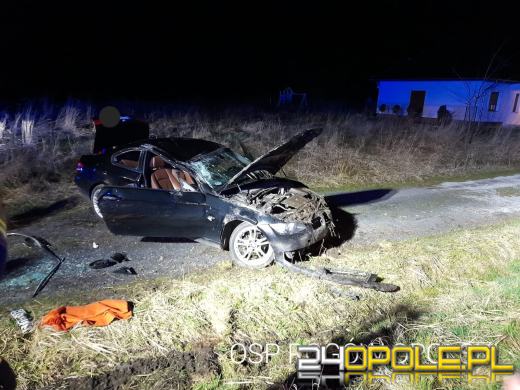 Wypadek osobowego BMW w Gwoździcach