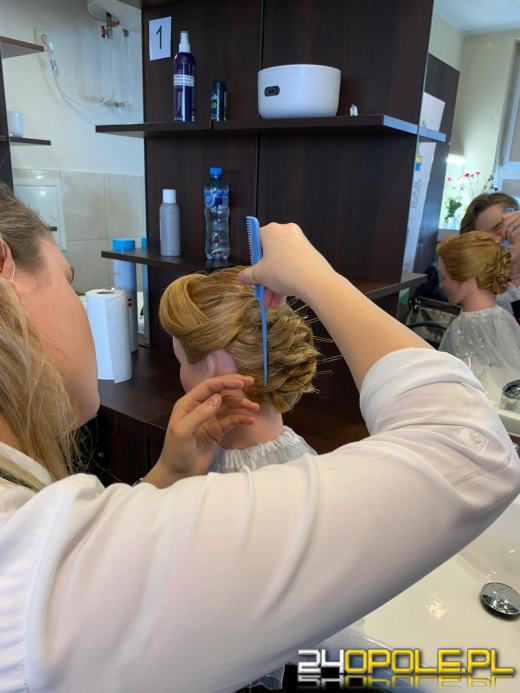 Fryzjerskie mistrzynie walczyły o tytuł najlepszej