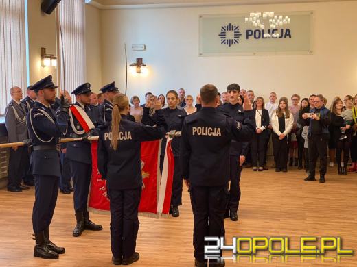 20 nowych policjantów złożyło przysięgę