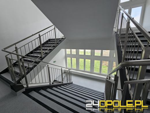 Urozmaicenia czy utrudnienia, czyli szkoła przy ul. Torowej 