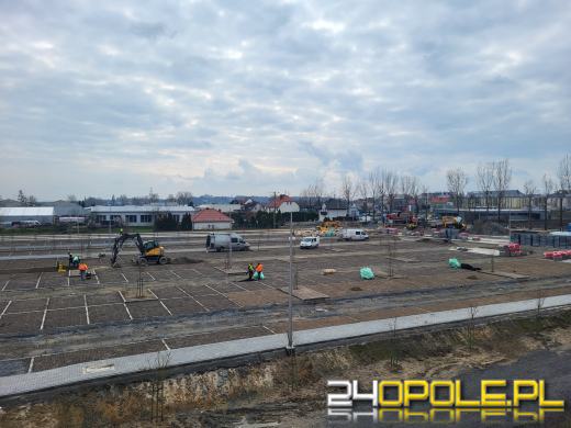 Centrum przesiadkowe Opole-Południe z gotowymi miejscami parkingowymi