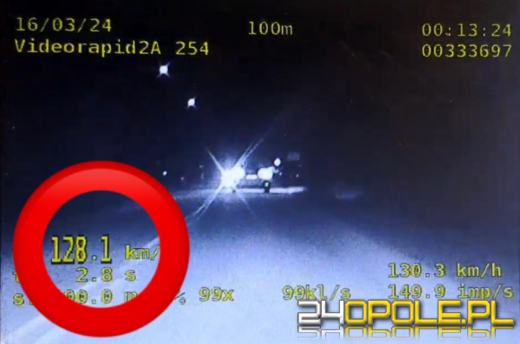 128km/h przez miasto, ze zbitą szybą i bez prawa jazdy