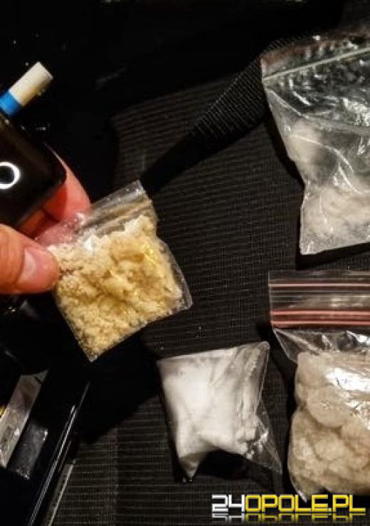  Kontrola policyjnych wywiadowców zakończona zatrzymaniem 2 mężczyzn z narkotykami
