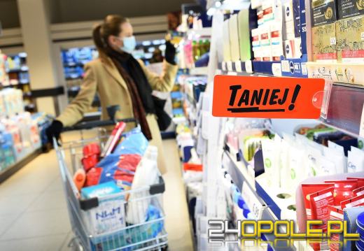 Walka cenowa wśród dyskontów. Ponad 55 proc. rodaków chce jej zaostrzenia