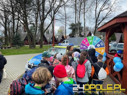 Wielkie sprzątanie  Jeziora Turawskiego w Światowy Dzień Wody