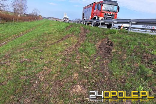 Dachowanie samochodu na autostradzie A4