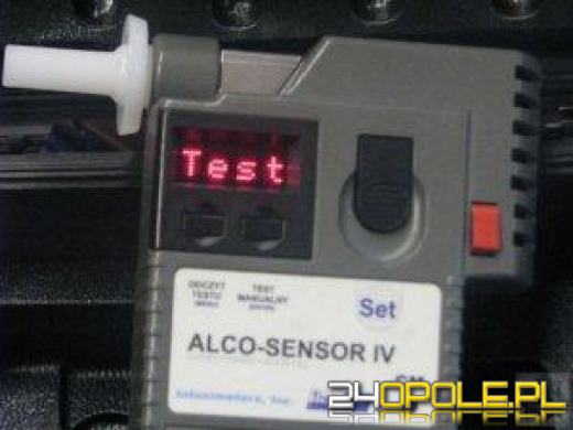 Nietrzeźwy i na zakazie zatrzymany dzięki zgłoszeniu